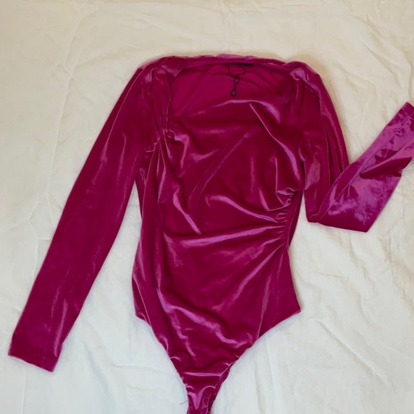 Velvet Fushia Pink Bodysuit | Cinched sides and one shoulder |Zara|Womens size M - Picture 2 of 5